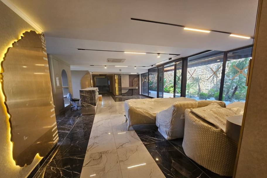 Property Detail